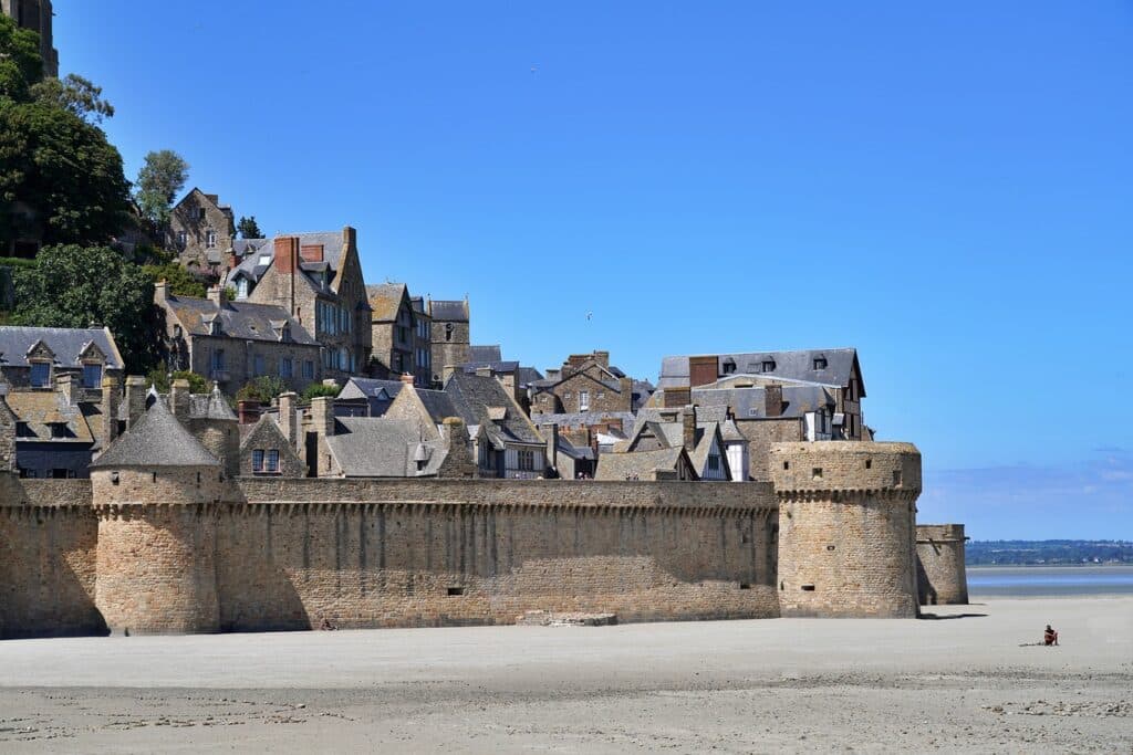 Quels sont les meilleurs moments de la journée pour visiter le mont Saint-Michel ?